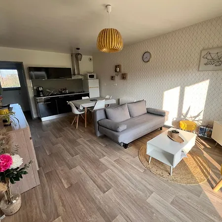 Tres Bel Appartement Proche De La Mer Plestin-les-Greves Exterior photo