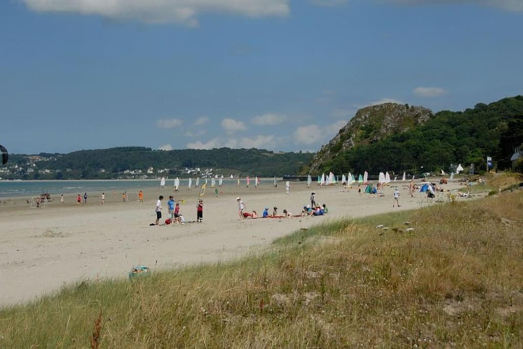 Tres Bel Proche De La * Plestin-les-Greves